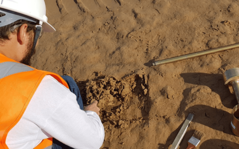 Controle Tecnológico de Solos e Concreto: A Inteligência Técnica Que Garante a Qualidade da Sua Obra